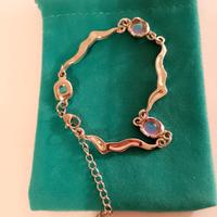 braccialetto molto grazioso .