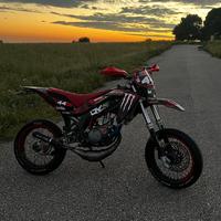 Aprilia sx motard 50 (88)