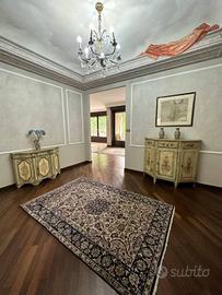 Attività / Licenza di 80 m² con 3 locali a Novara