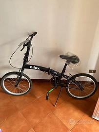 Bici pieghevole Nilox X0 muscolare mai usata