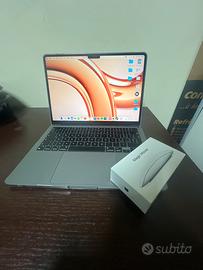 Macbook air M2 8gb ram 250bg M