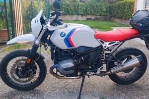 BMW R NINE T