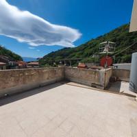 San Michele, semindipendente con terrazzo