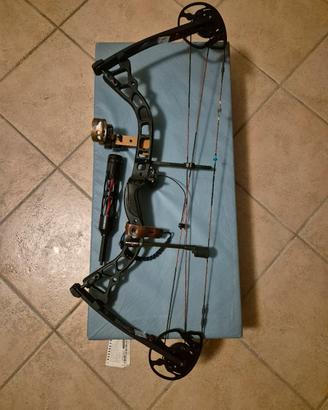 Arco Compound  Bowtech Fuel + Accessori Completi