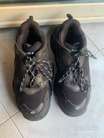 Balenciaga triple S 45