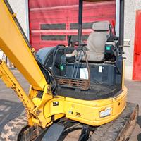 ESCAVATORE KOMATSU 30QLI DIESEL