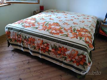 Copriletto vintage/tessuto per progetti creativi