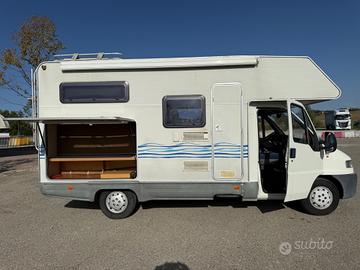CAMPER AUTO ROLLER 6 POSTI FIAT 1.9 TD ANNO 2000