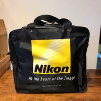 Borsa Nikon Nital “At the heart of the image”