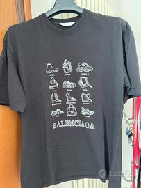 T-shirt balenciaga