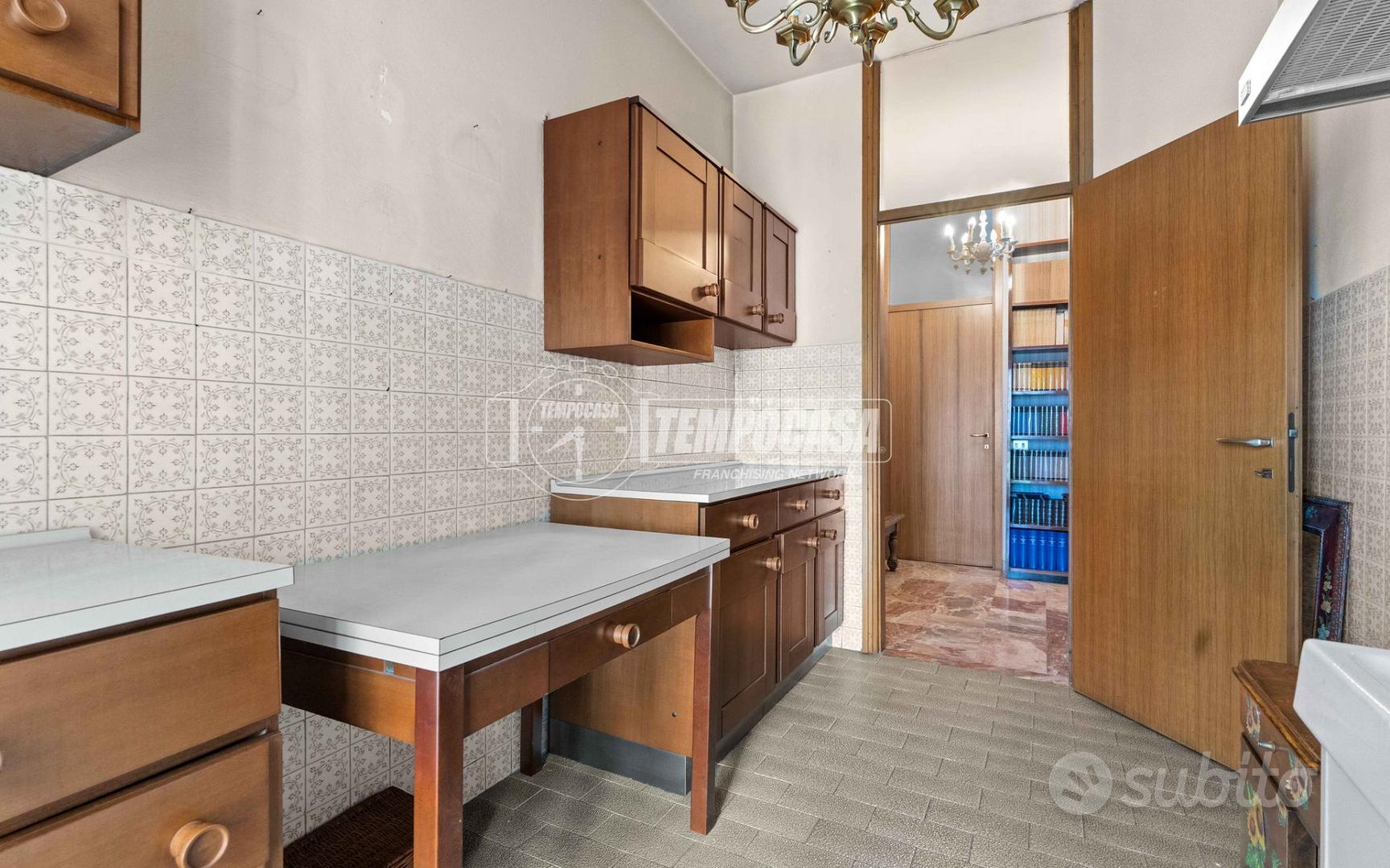 Apartment in Milano, Abbadesse, Municipio 2 - Altro