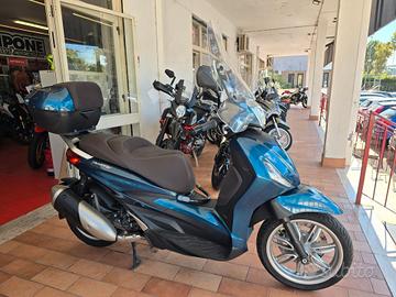 Piaggio Beverly 300 HPE UNIPRO 2022