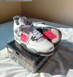 Air Jordan 4