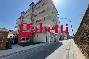 Ufficio San Nicola la Strada [Cod. rif 3244291VCU]