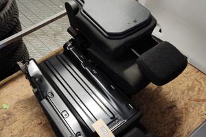 Sedile anteriore dx CITROEN BERLINGO del 2024