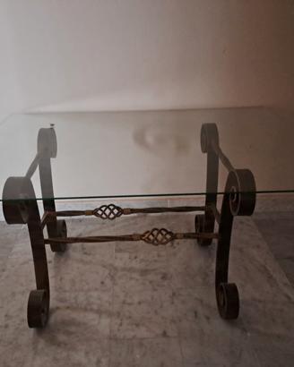 Tavolino in ferro battuto 