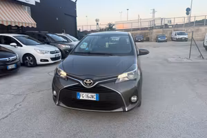 Toyota Yaris 1.0 5 porte Lounge