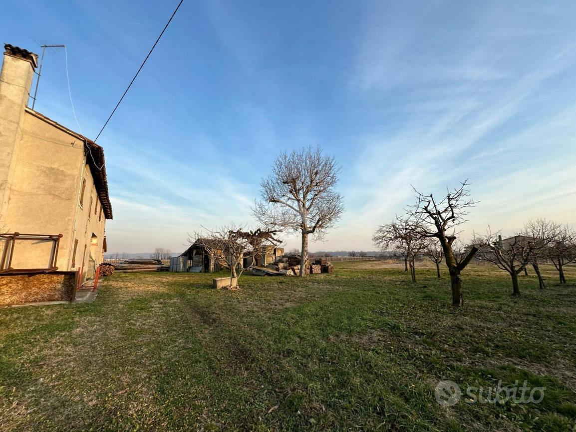 Subito TECNOCASA STUDIO ASOLO SRL RUSTICO A ASOLO Terreni