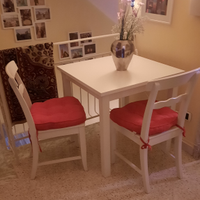 Tavolo bianco + 2 sedie ikea