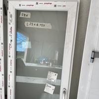 finestra colore bianco 