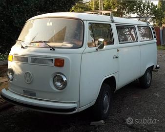 VOLKSWAGEN T2 Kombi