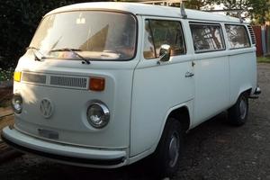 VOLKSWAGEN T2 Kombi