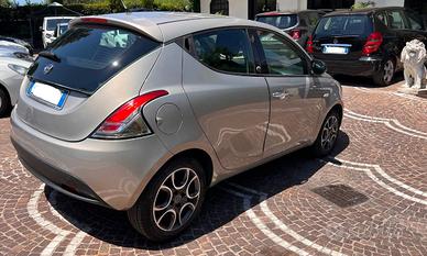 LANCIA Ypsilon 1.3 MJT 95 CV 5p. S&S Platinum