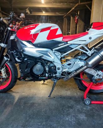 Aprilia tuono 1000 v2