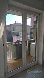 Infissi porta finestra a 2 ante LEGNO ALLUMINIO