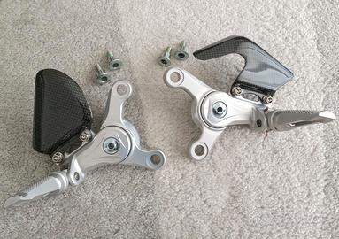 coppia pedane Mv Agusta 