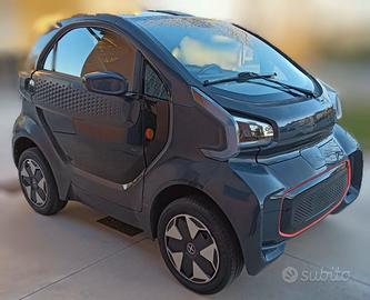 XeV yoyo + monopattino in omaggio