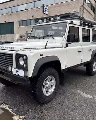 Land Rover Defender 110 2.4 td Sw 122cv
