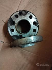 4 Distanziali auto con relativi bulloni