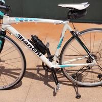 Bici da corsa Bianchi via Nirone 7