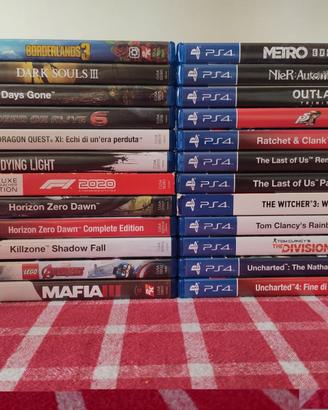 Lotto 21 giochi PS4 (in lotto e anche singoli)