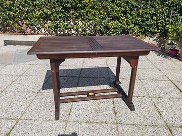 Tavolo da giardino