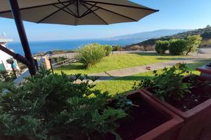 Villetta con giardino vista mare | Copanello alto