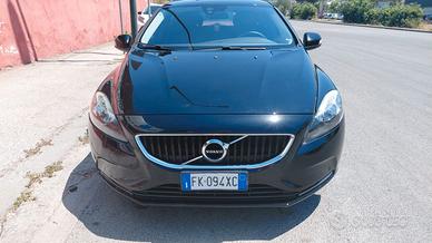 Volvo V40 D2 Kinect