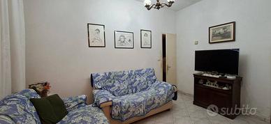 Casa indipendente di 106 m² con 5 locali e box aut