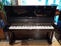 pianoforte-verticale-yamaha-u3a-nero-lucido