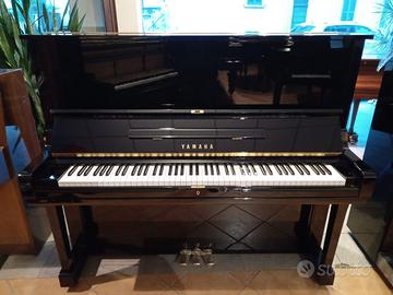Pianoforte verticale Yamaha U3A nero lucido