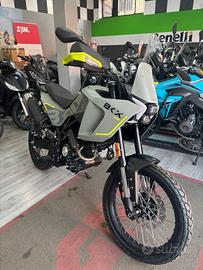 BENELLI BKX 125 finanziamento senza busta paga