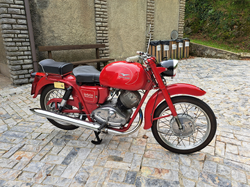 Moto Guzzi Lodola 235 Gran Turismo