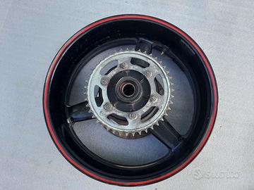 CERCHIO POSTERIORE YAMAHA R1 1998 a 2001