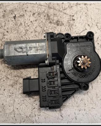 Motorino Alzavetro ant. sx. OPEL Zafira B 93184842