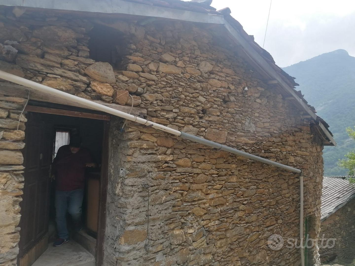Rustico da ristrutturare - Vista 2