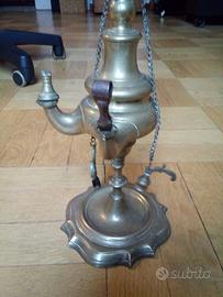Lucerna in ottone antica