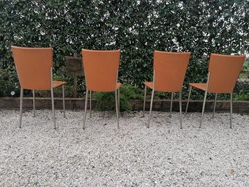 Sedie in cuoio con struttura in acciaio satinato