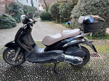 Scooter Piaggio Beverly Tourer 400i