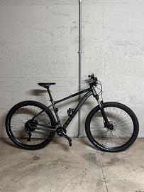 Bicicletta MTB Cube 2023 come nuova